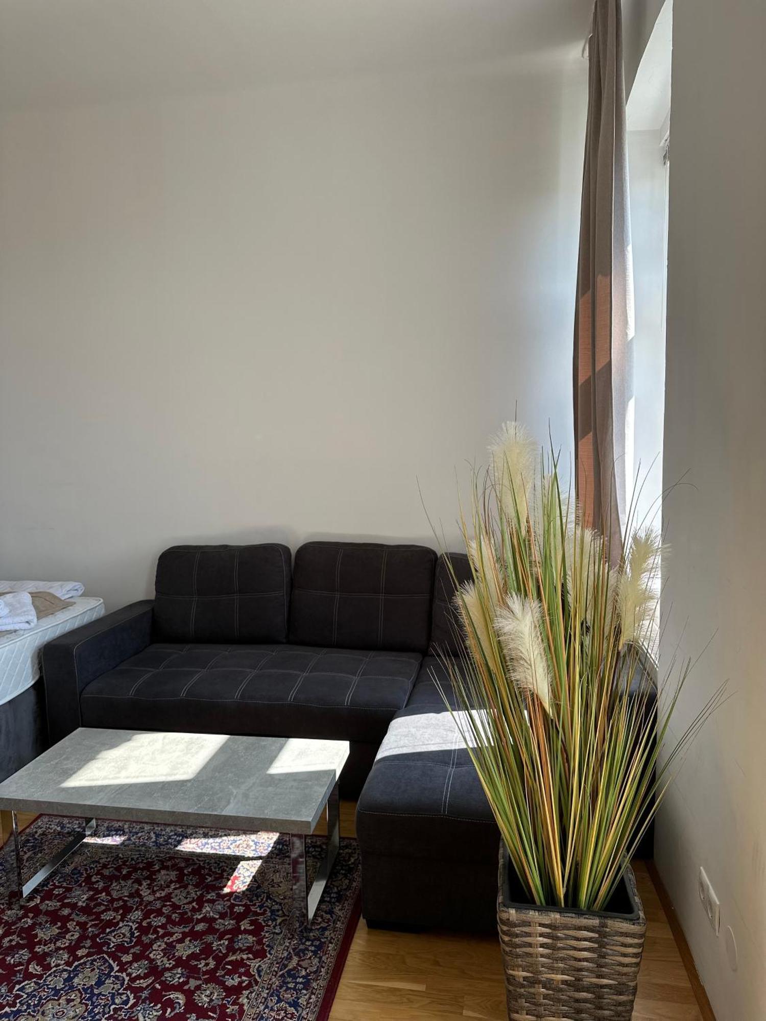 Hisa Lina Apartment Viena Exterior foto